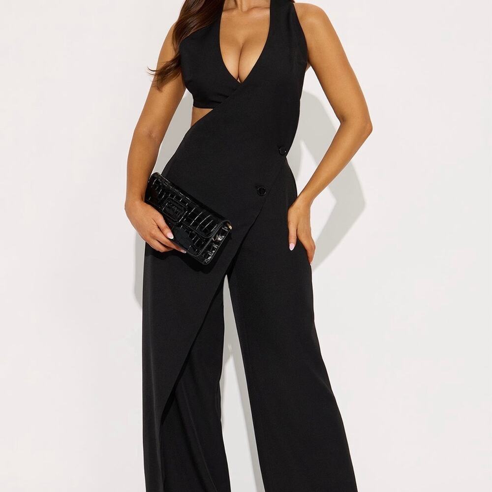Fashion Nova Black Halter Wide Leg Jumpsuit Open Back Evening Outfit